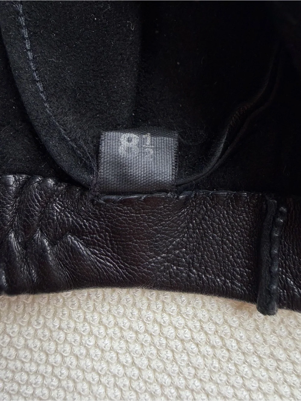 Gucci Black Leather Driving Gloves Size 8.5 Made in Italy‎ Snap